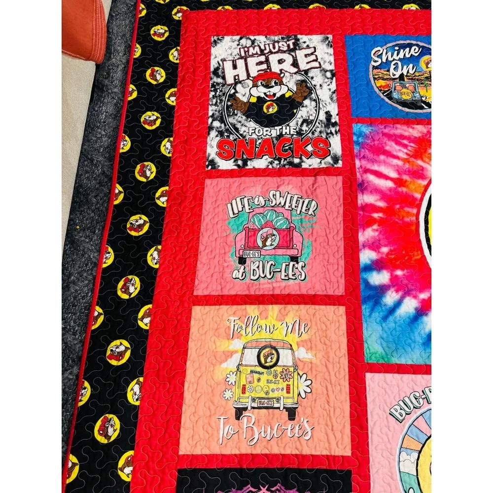 Buc-ees Quilt Throw Blanket Large Red Multi Tie Dye Patchwork Graphic 87x87